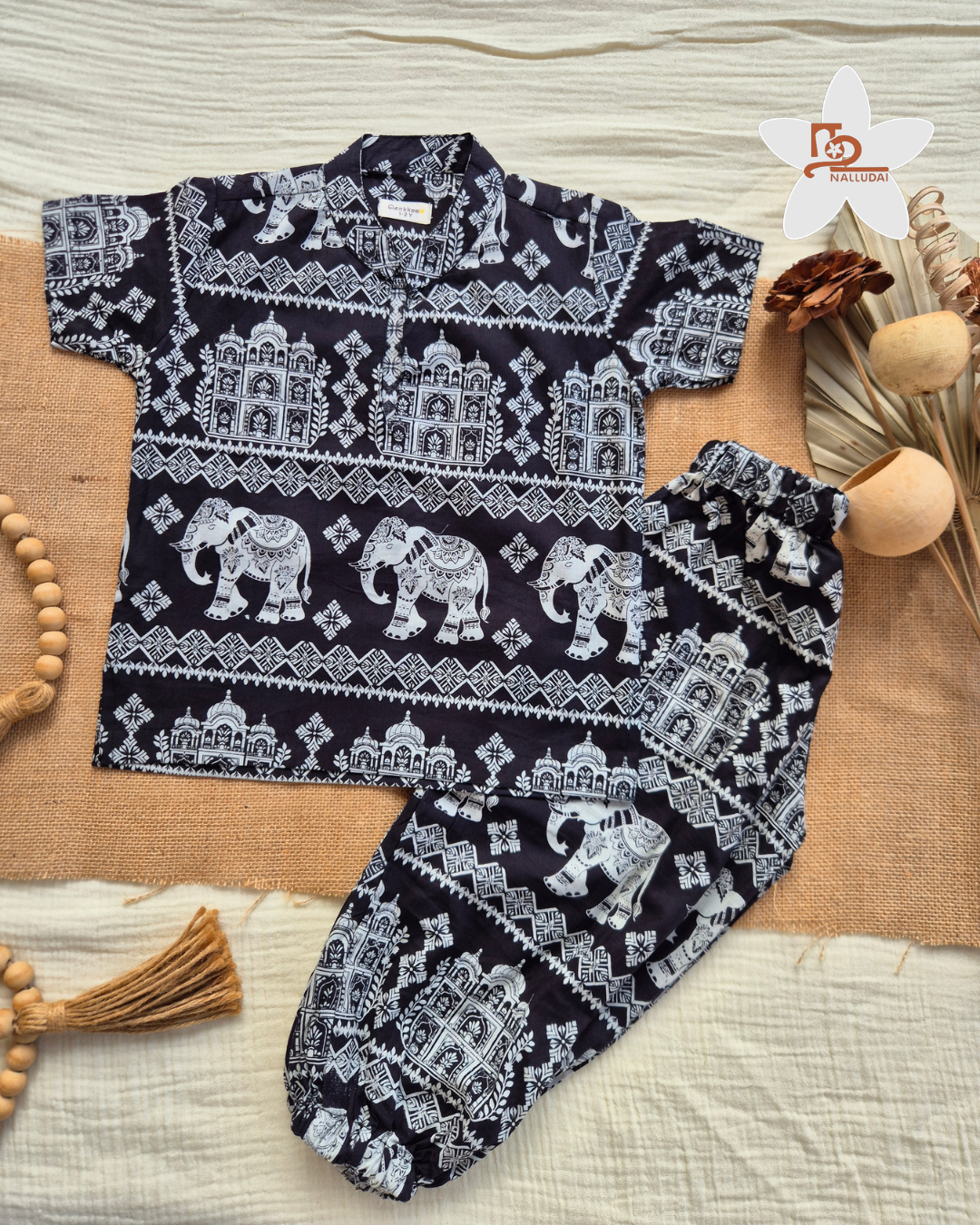 Black Trails Jogger set